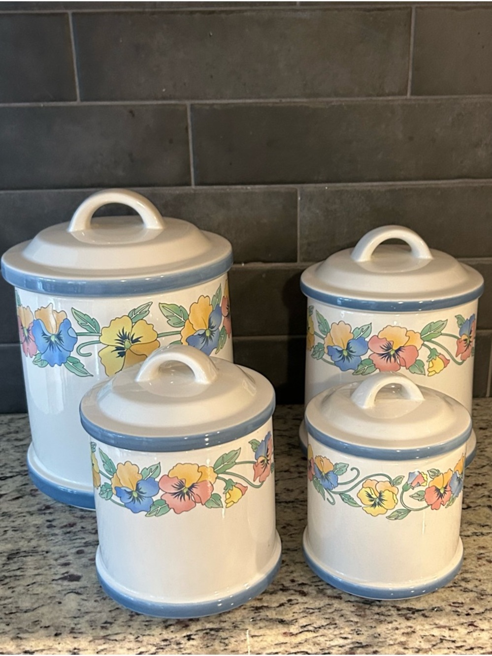 VTG Nishiwaki Japan 1980’s Floral Pansy Ceramic Canister RARE Set of 4 Like New!